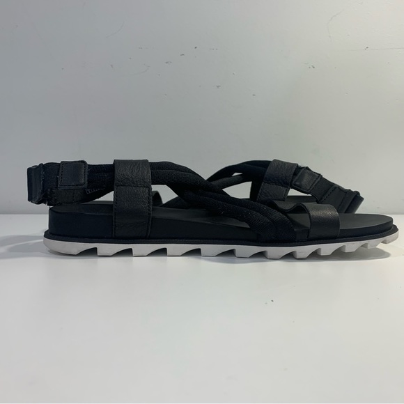 Sorel Women's Roaming Decon Sandals Black Flat Leather Fabric Criss Cross 8M - Picture 10 of 14